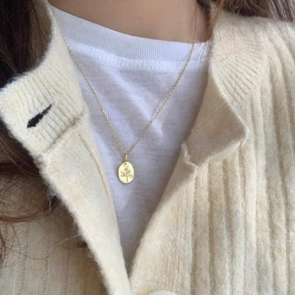 Vicky Rose Coin Necklace in Gold