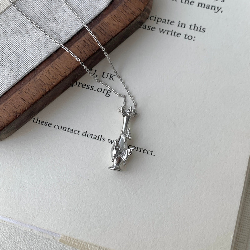 Vase of Butterfly Necklace