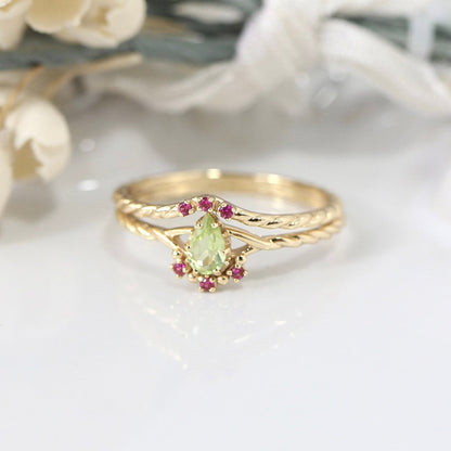 Verdant Reverie Ring Set