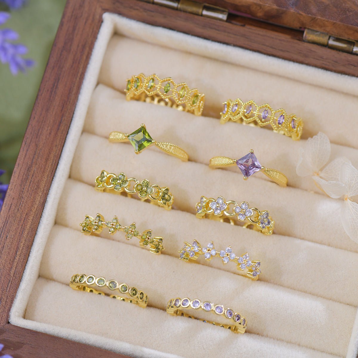 Verde Blossom Link Ring