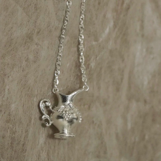 [sample ] Vineyard Vase Necklace