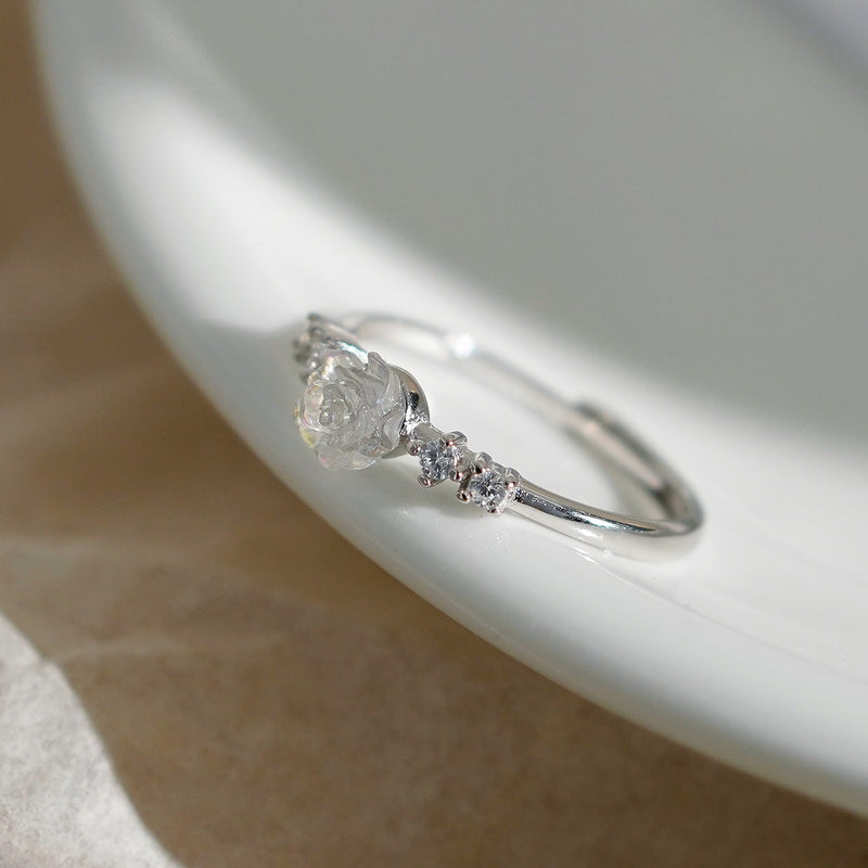 White Rose Ring