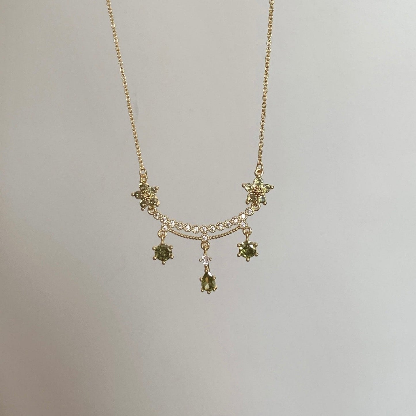 Wildflower Serenade Necklace in Green
